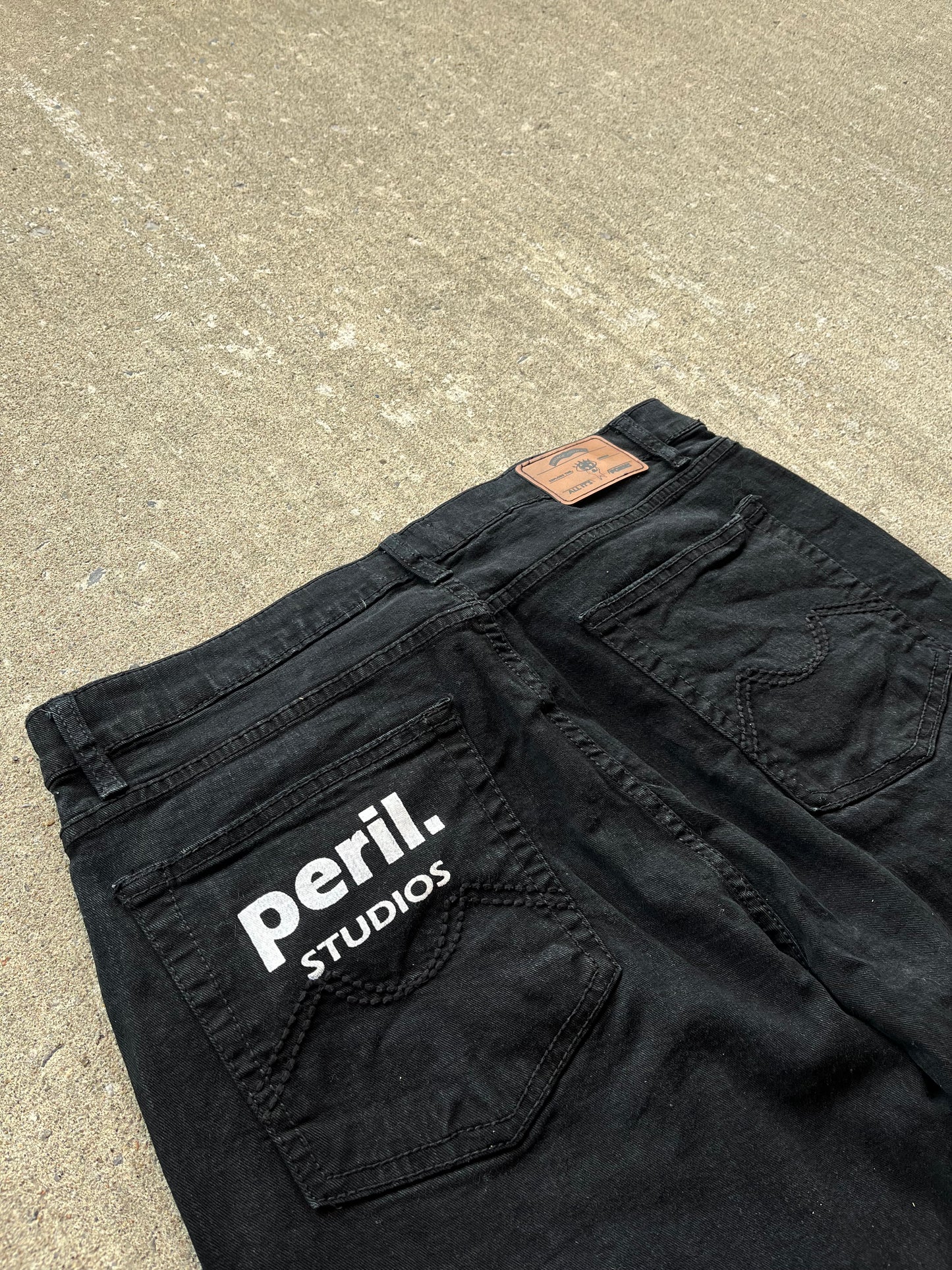 Upcycled jeans 02